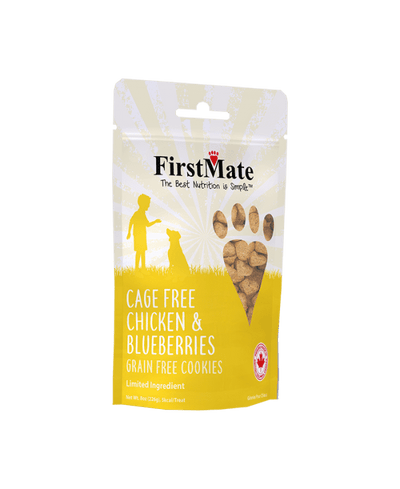 FirstMate Cage Free Chicken & Blueberries Dog Treats, Small, 8 oz