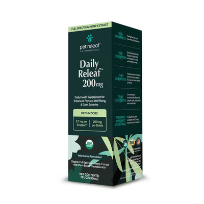 Packaged product: Pet Releaf Daily Releaf 200 mg hemp oil bottle for medium dogs, 1 fl oz (30mL), dark green and light green packaging.