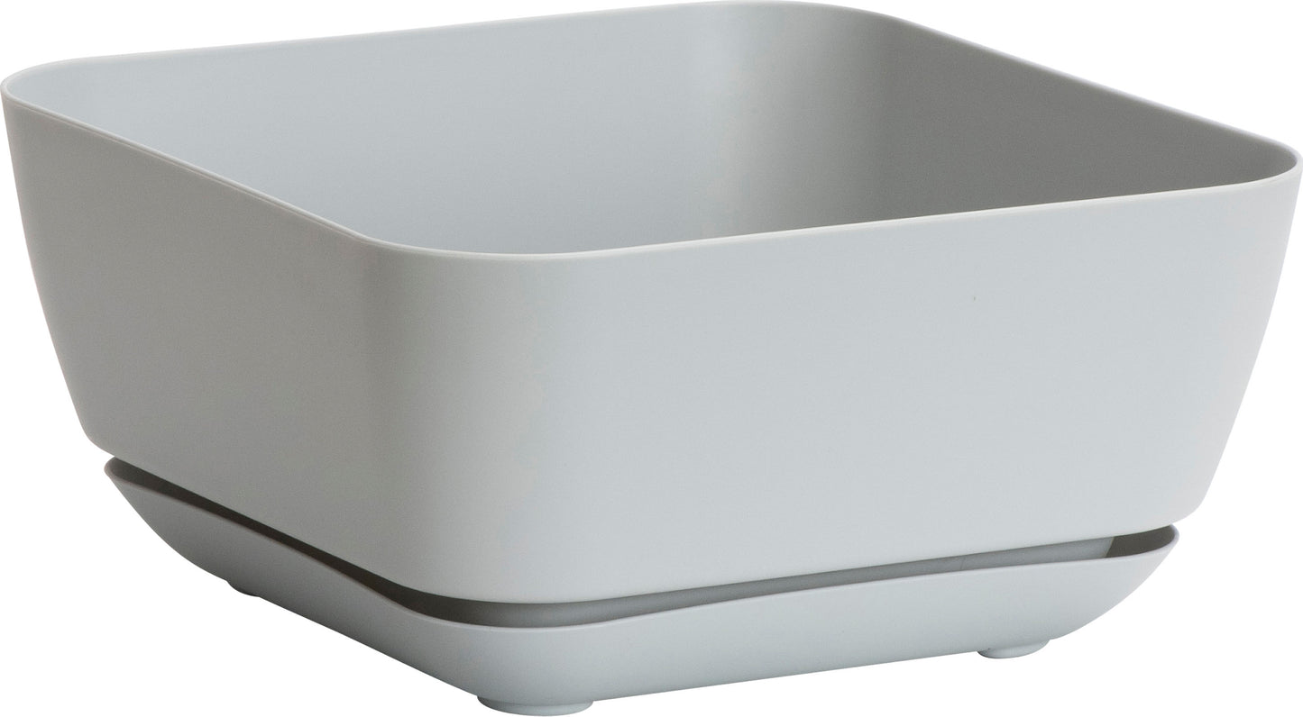 Garden Planter W/Attached Tray