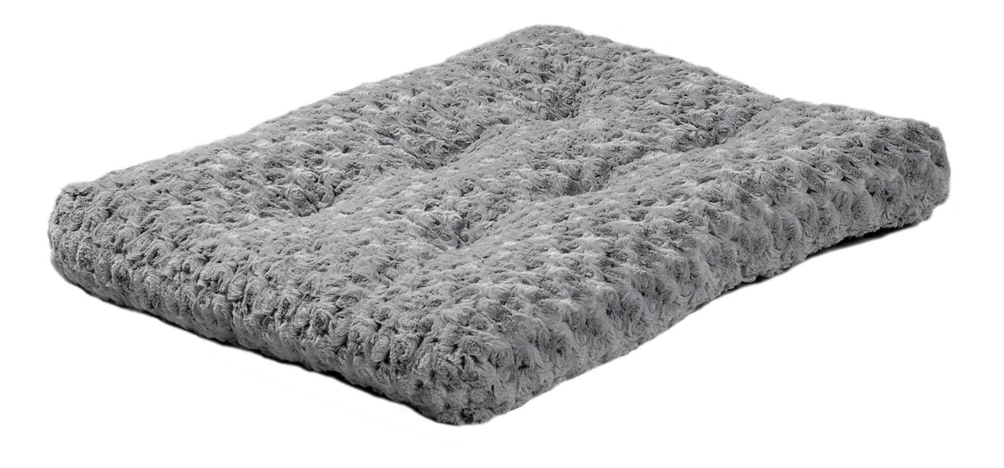 MidWest Homes for Pets Plush Pet Bed | OmbrÃ© Swirl & Cat Bed | Gray 17L x 11W x 1.5H - Inches for Toy Dog Breeds, 40618-SGB, 18-Inch